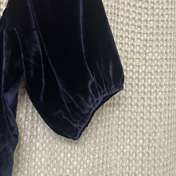 Abercrombie puff sleeve crop top. Holiday top - Picture 5 of 5